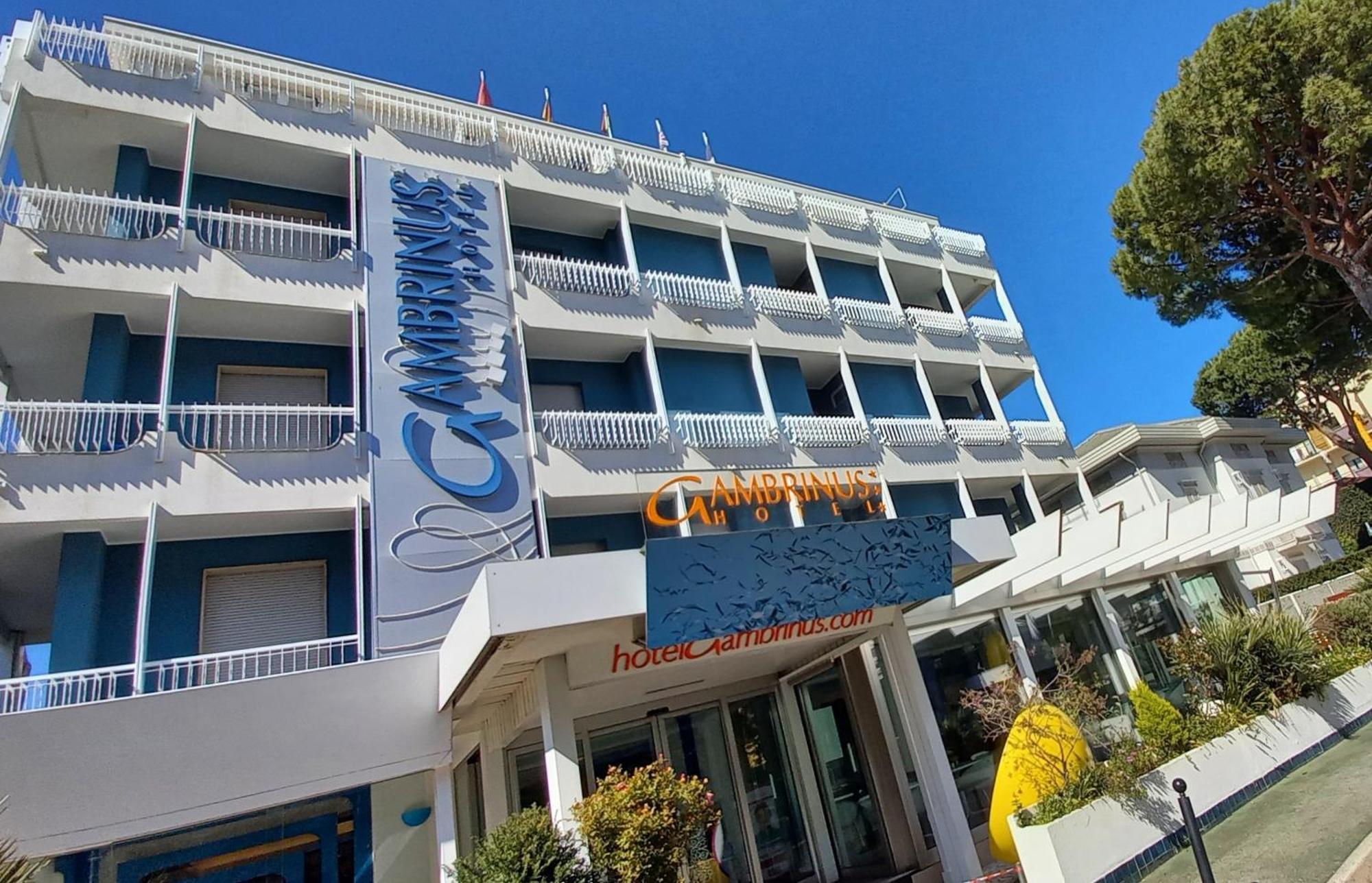Hotel Gambrinus Riccione Exterior foto