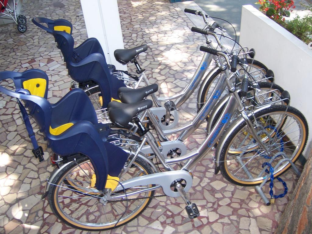 Hotel Gambrinus Riccione Exterior foto